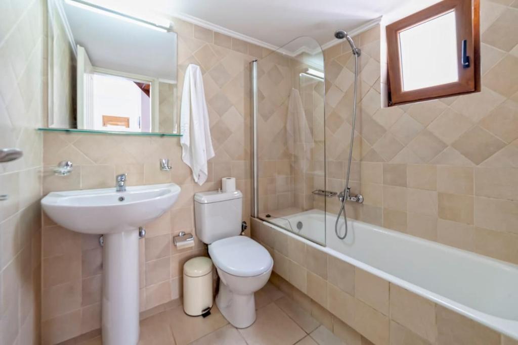 Karena seaview villa photo