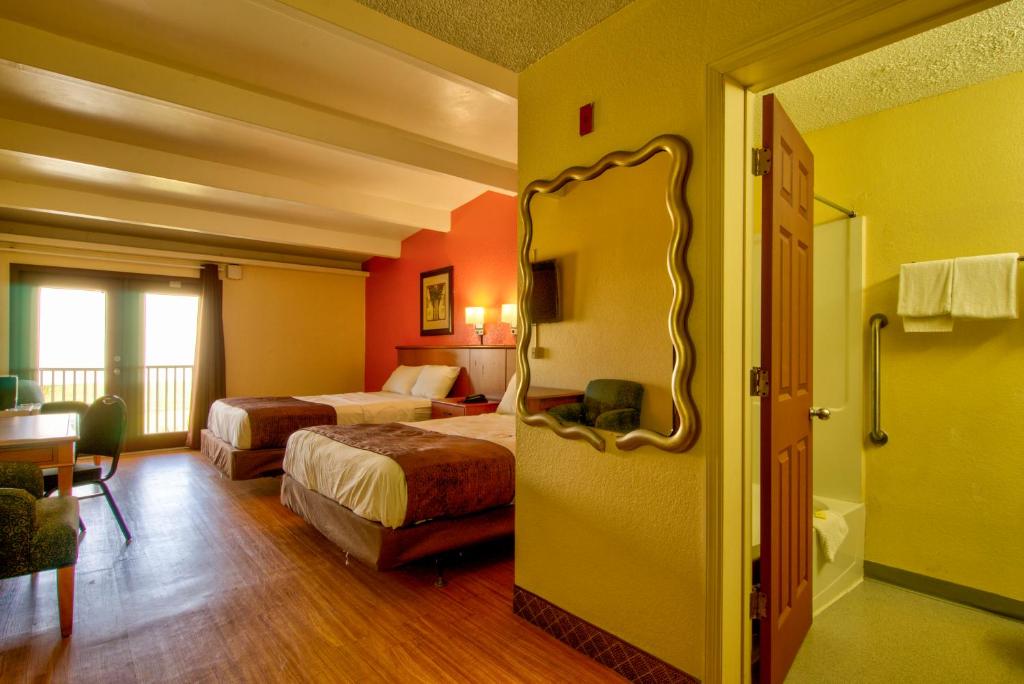 Knights Inn Clearwater Photo 17