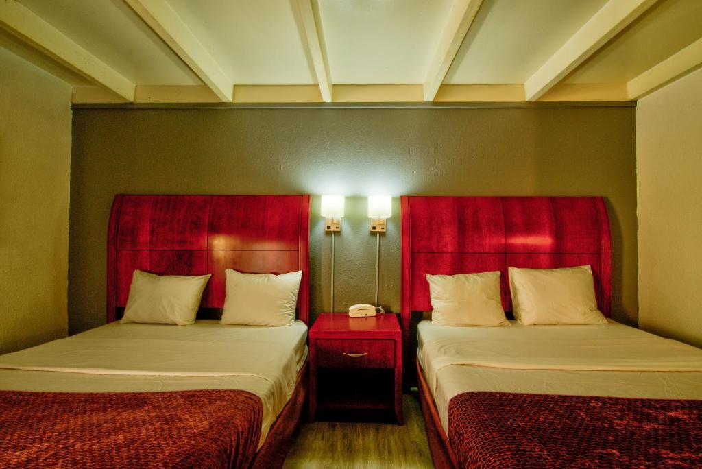 Knights Inn Clearwater Photo 39