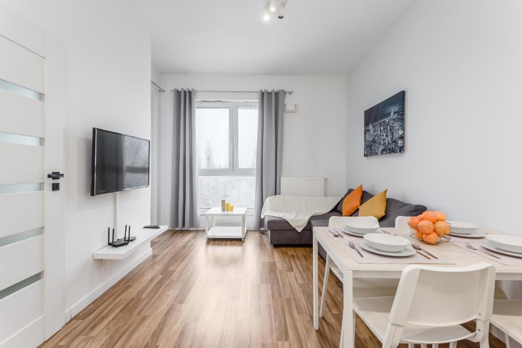 Warsaw City Travel Apartments 전경