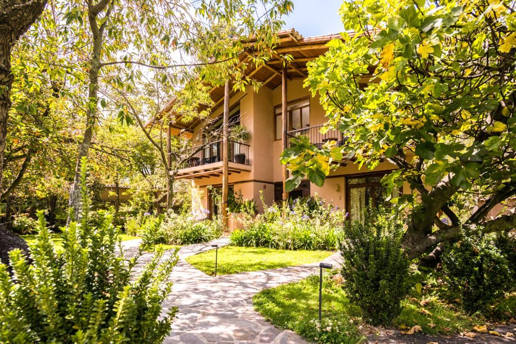 Andenia Sacred Valley, a Member of Design Hotels — Hotel in Huycho