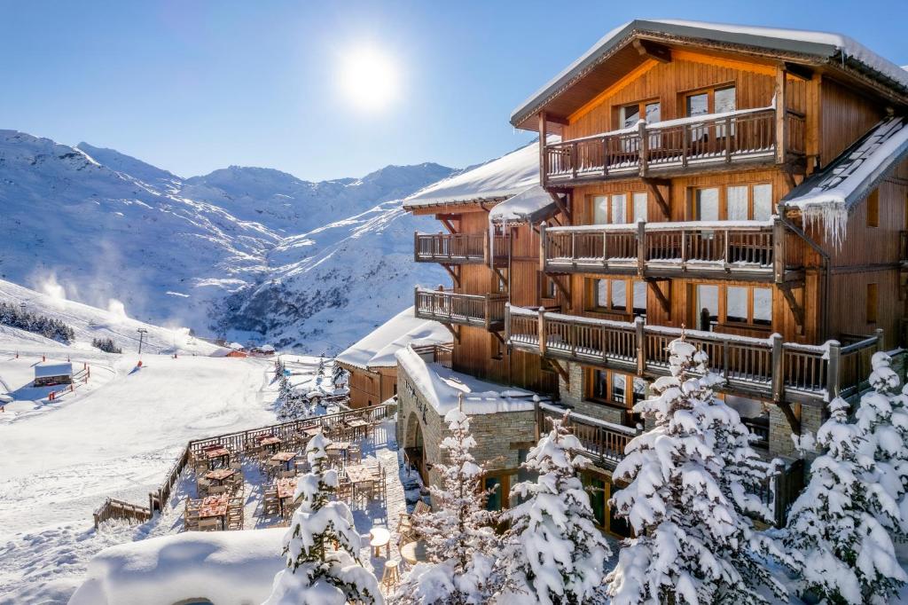 Chalet Hotel Kaya - 1