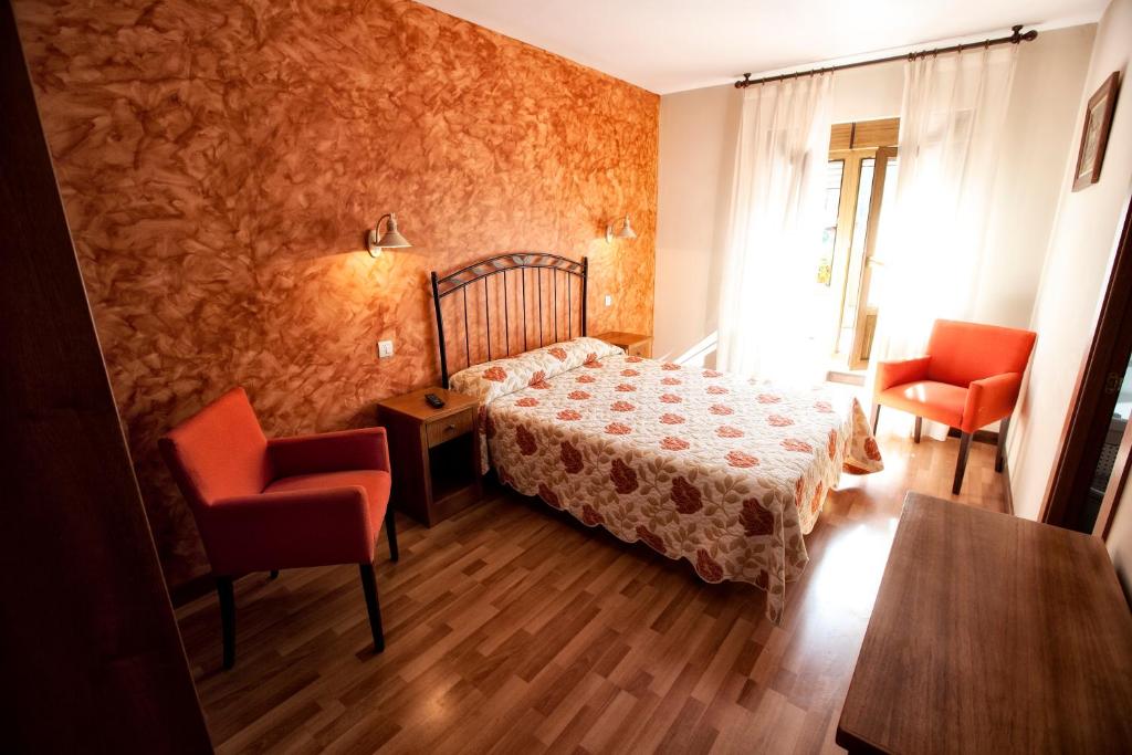Hotel Covadonga - 2