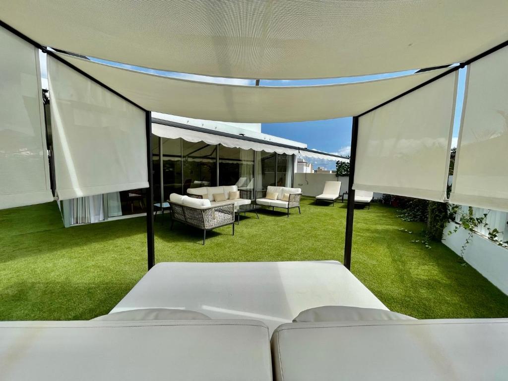 Hotel emblemático Hi Suites ガーデン