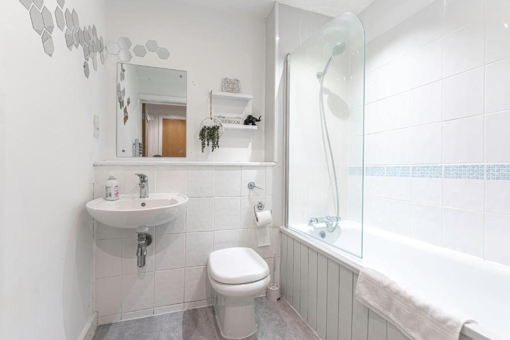 JKG Property Solutions Presents Cosy City Apartment photo