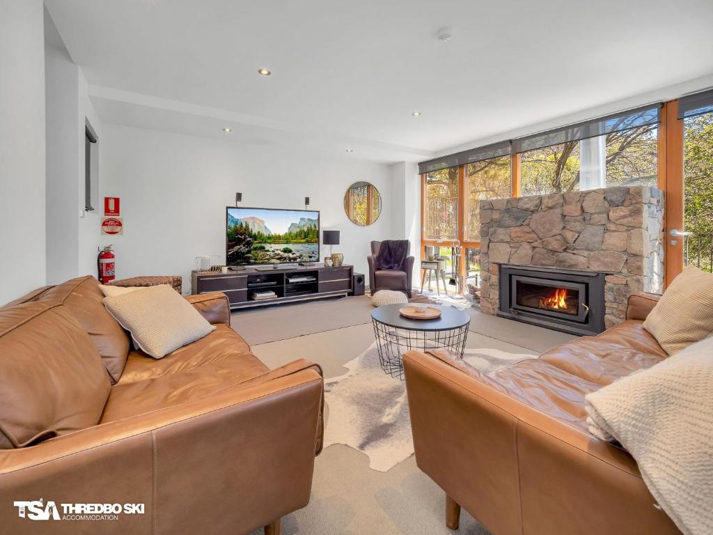 First Tracks 2, Thredbo