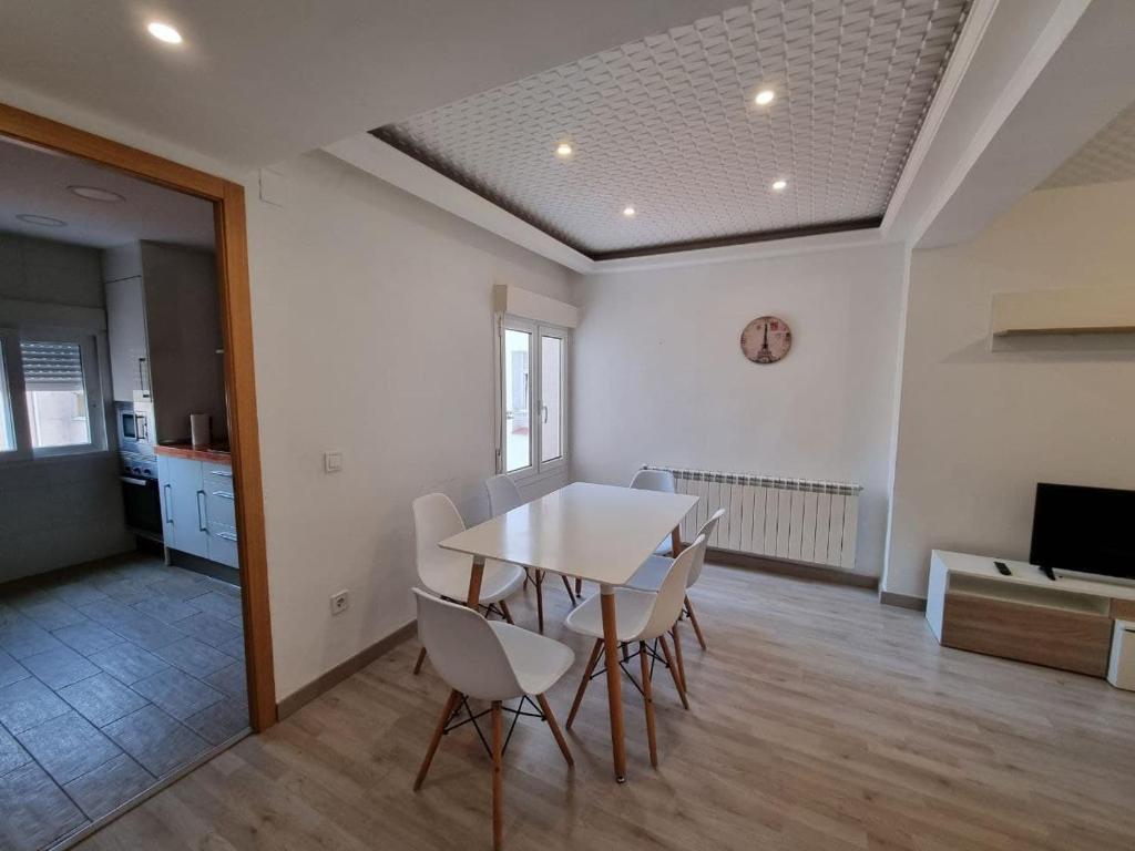 103A Apartamento moderno 2 habitaciones - 2