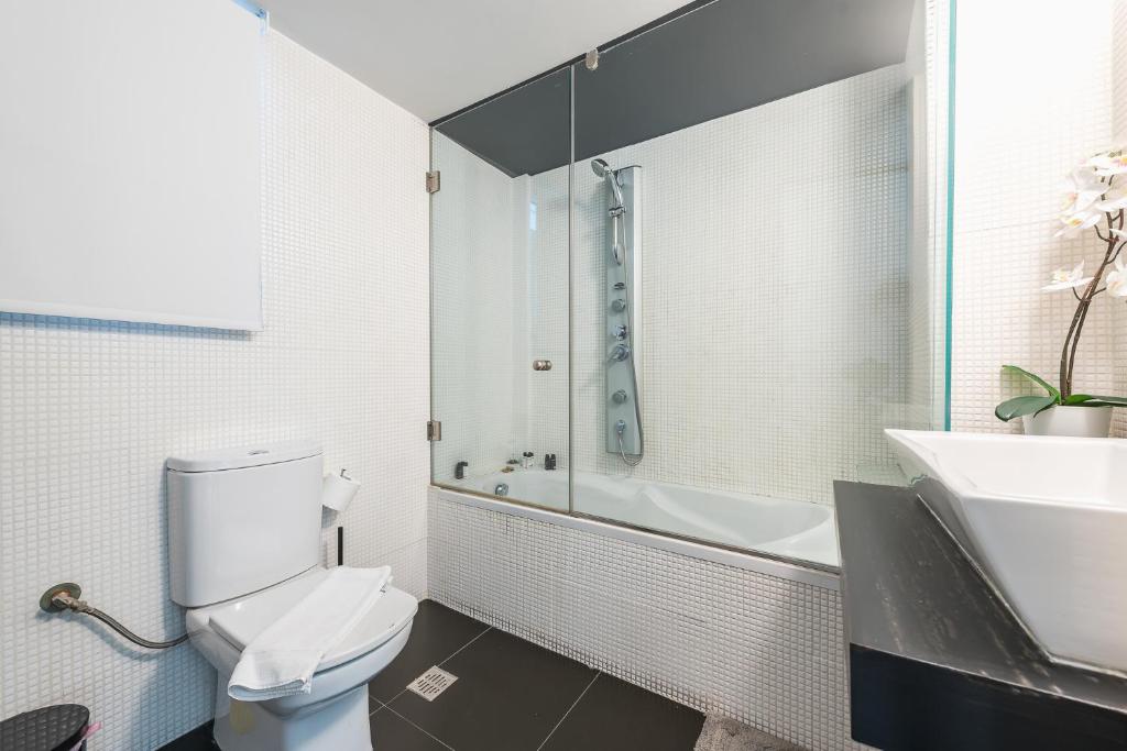 Traveler's Dream 4 brdm Renovated Penthouse photo