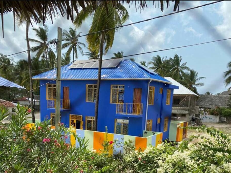 La Locanda Lodge - Apartment, 4 double rooms &amp; Kitchen near the beach — Hotel in Zanzibar