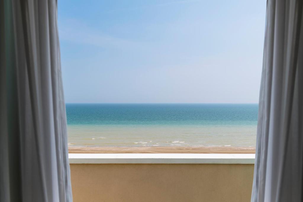 Hotel Adlon - FRONTE MARE photo