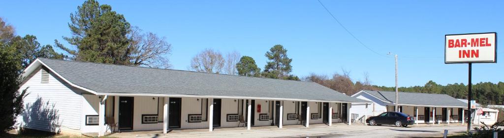 Bar-Mel Inn — Hotel in McCormick