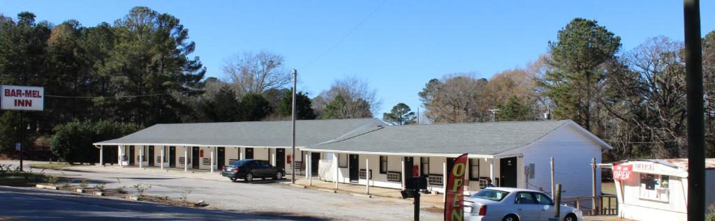 Bar-Mel Inn photo