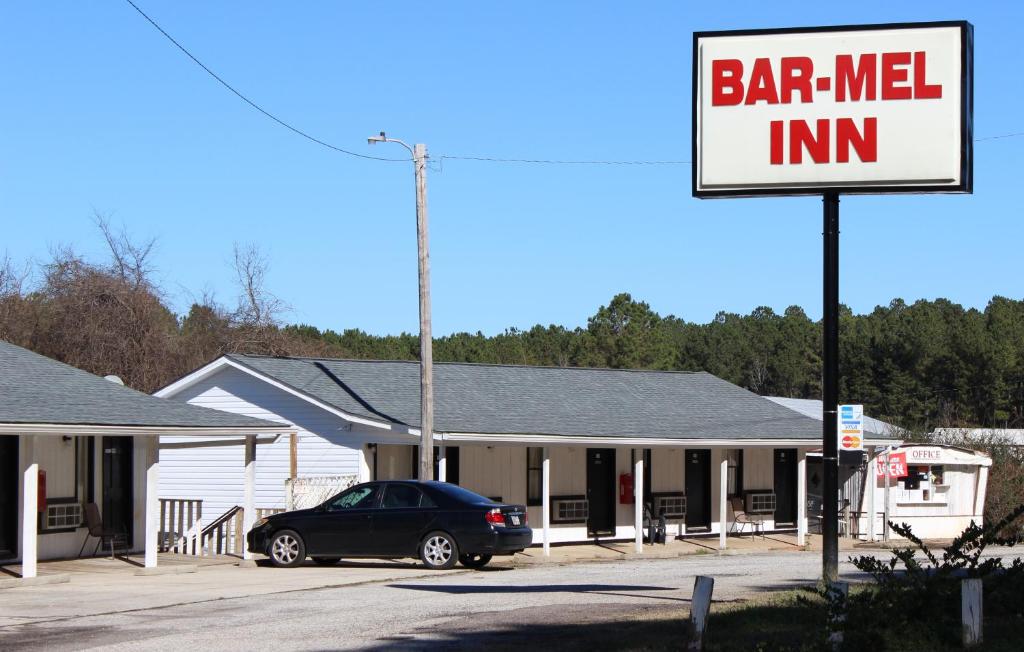 Bar-Mel Inn photo