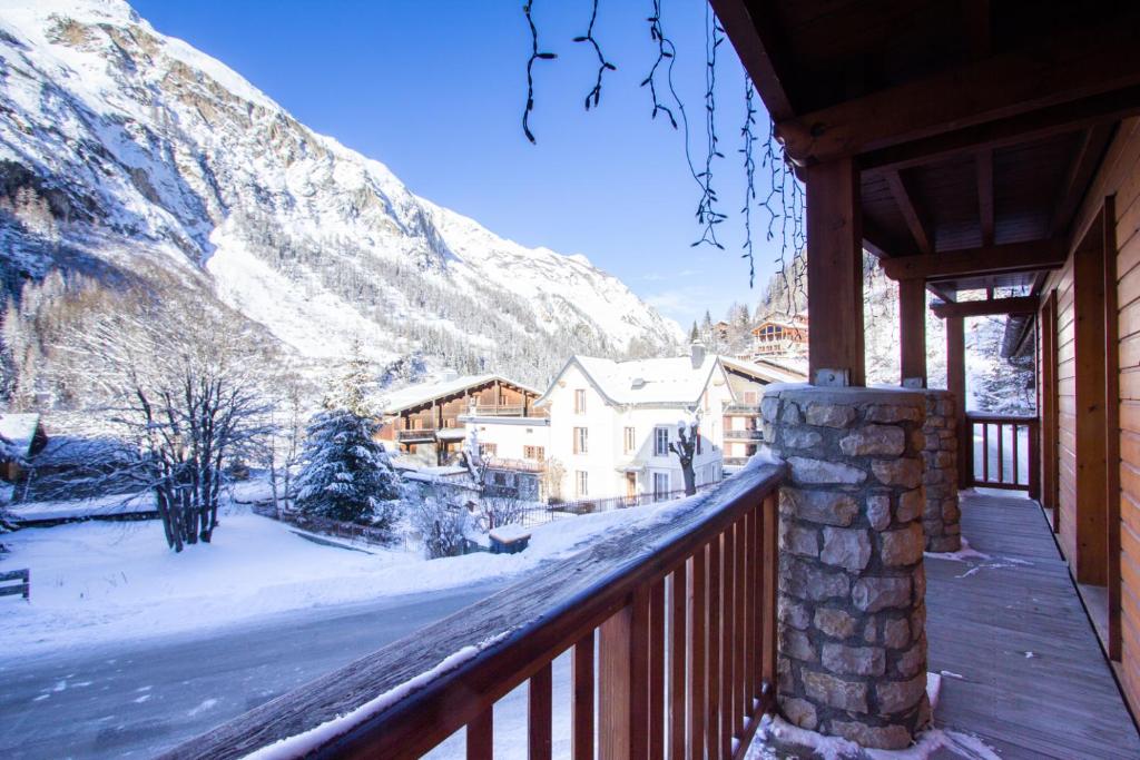 Balcony/terrace, Chalet Coeur des Brevieres by Chalet Chardons in Tignes