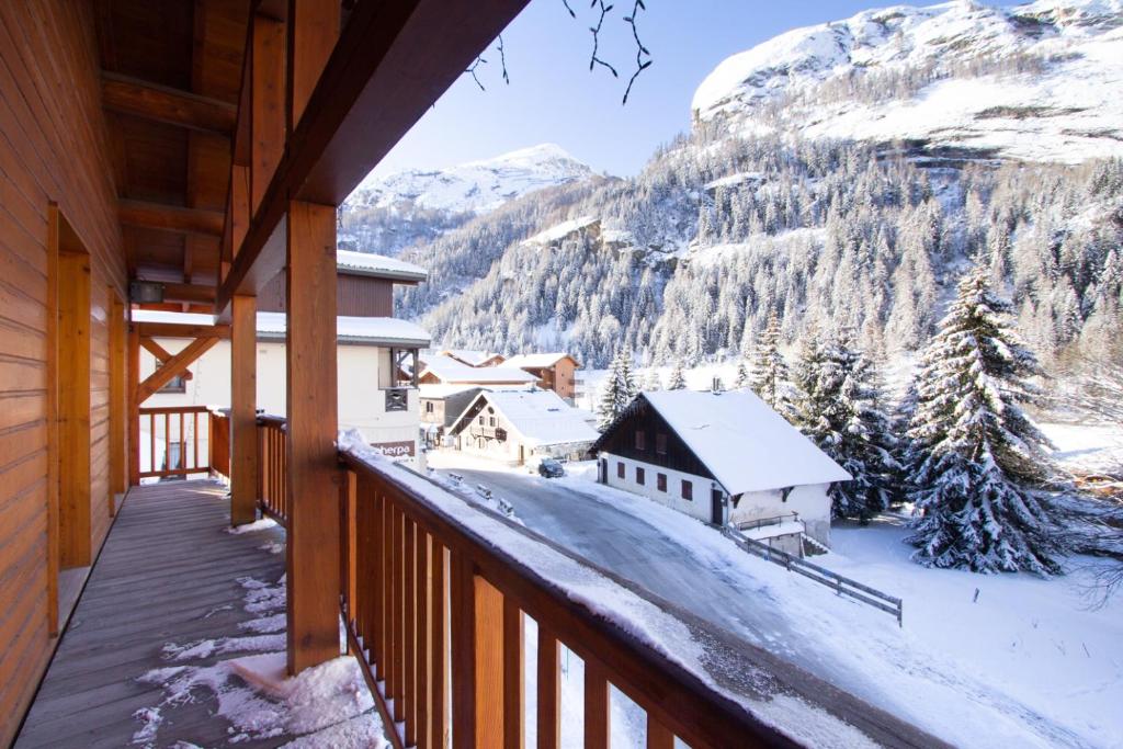 Chalet Coeur des Brevieres by Chalet Chardons photo