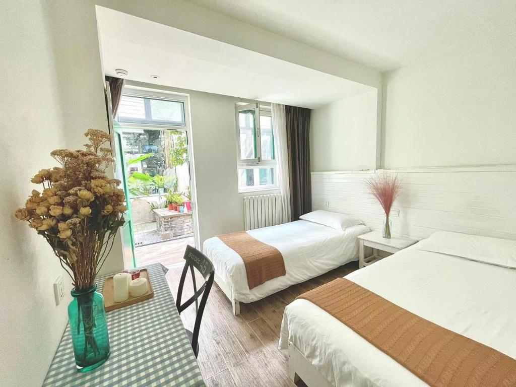 Peking Station Hostel