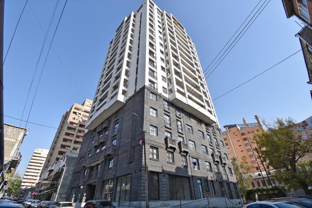 Koghbatsi street, 1 bedroom Modern, Unique apartment KO1617 — Hotel in Yerevan