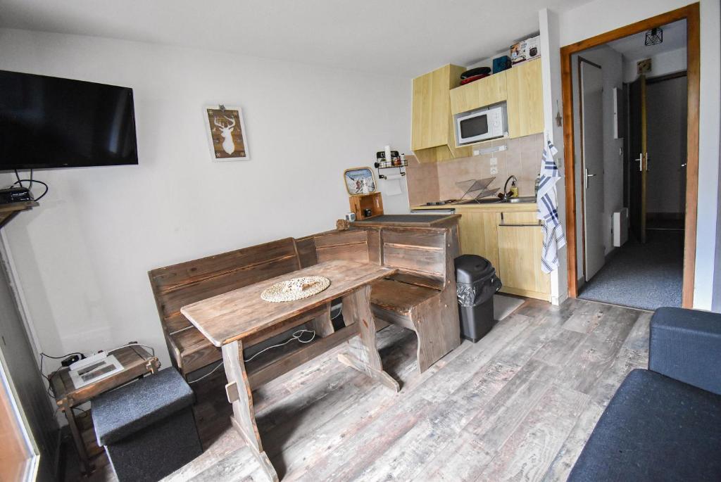 Au Pied des Pistes B48, Chaleureux studio 4 pers, balcon plein SUD, DRAPS NON COMPRIS - 4