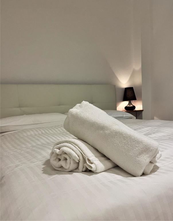 The Square Apartment photo
