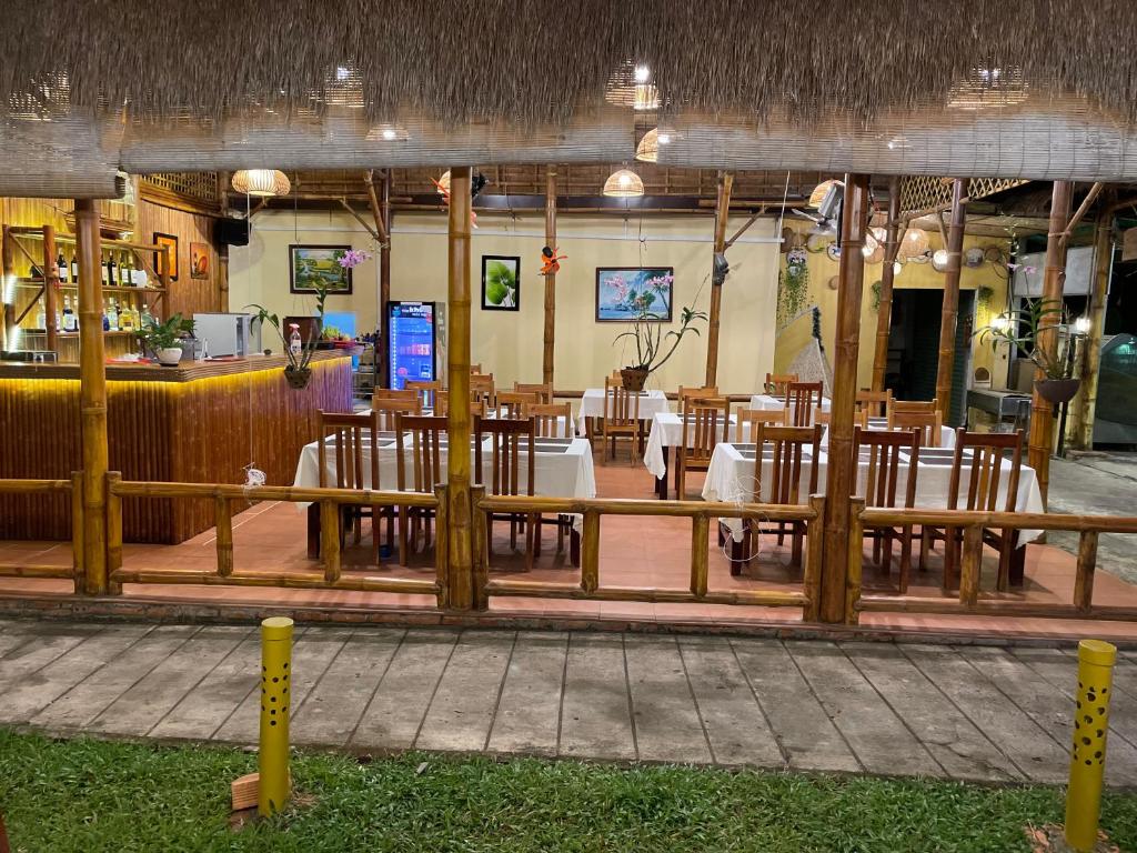 Bar/lounge