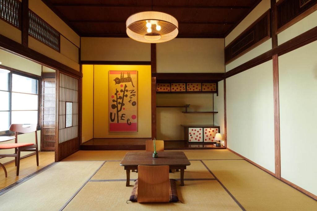Ryokan Plum — Hotel in Hakone