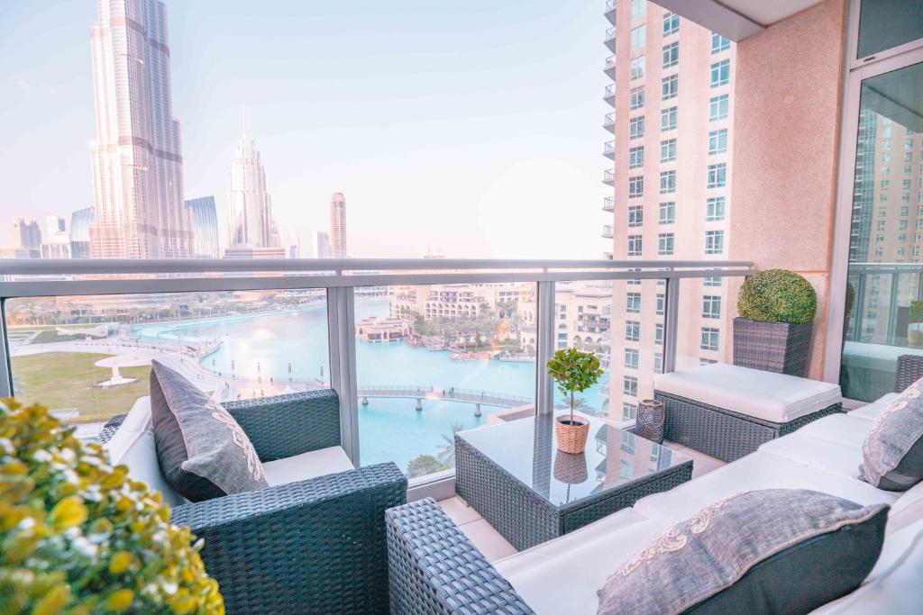 Elite Royal Apartment - Burj Residences Tower 5 photo