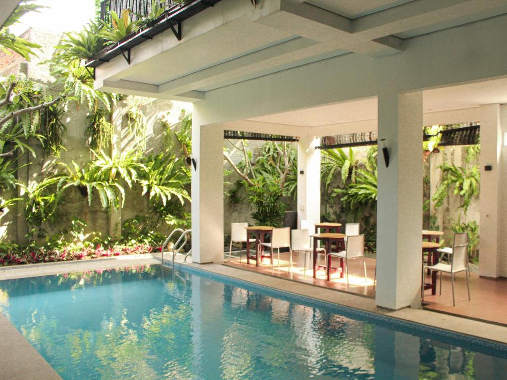 Rion Hostel Bogor, Bogor