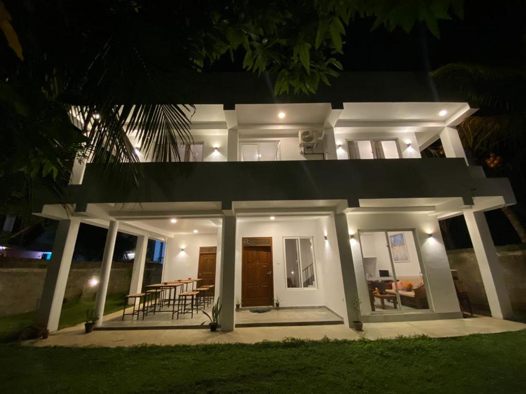 Kalan Mirissa, Mirissa (jih)