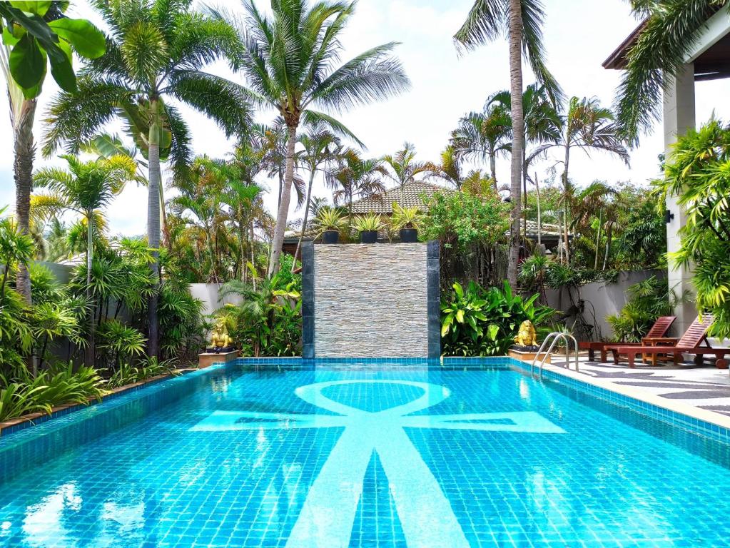 Baan Luxor Villas photo