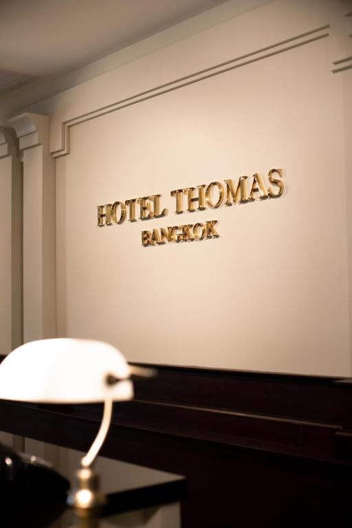 Hotel Thomas Bangkok photo