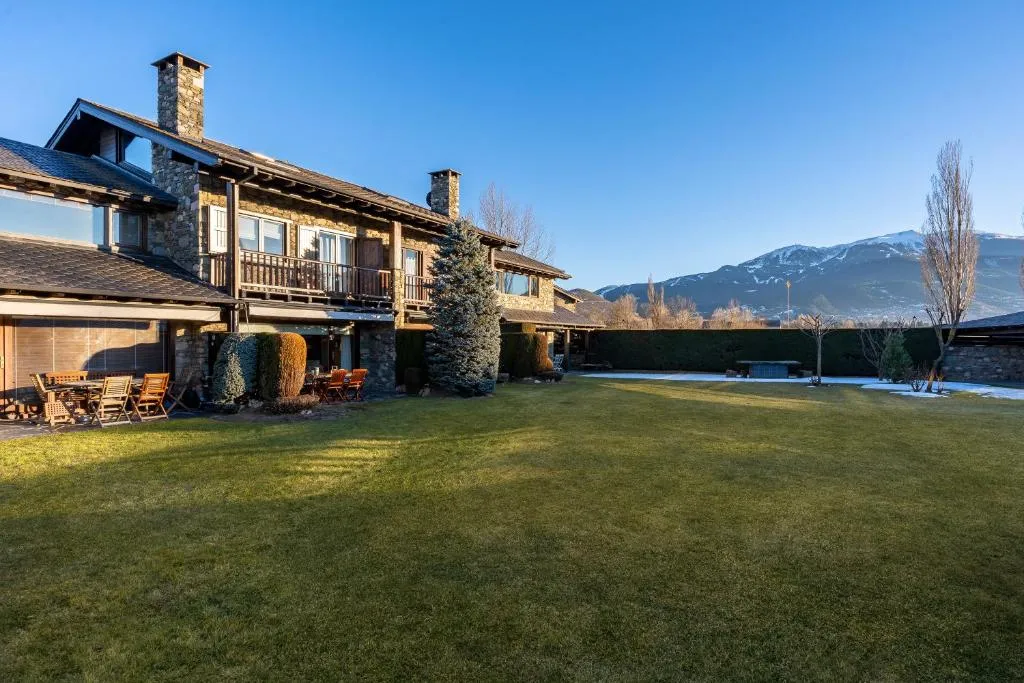 Casa Fontanals de Cerdanya，位于索里谷罗拉的酒店