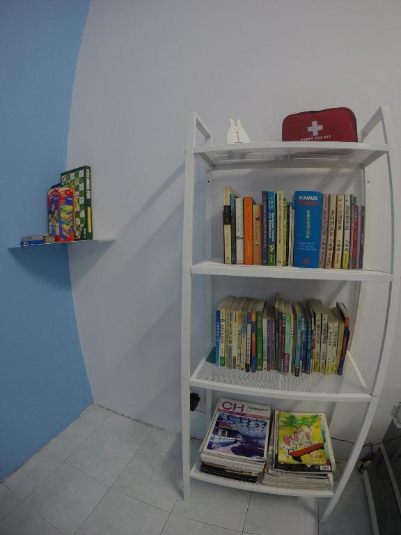 Shared lounge/TV area