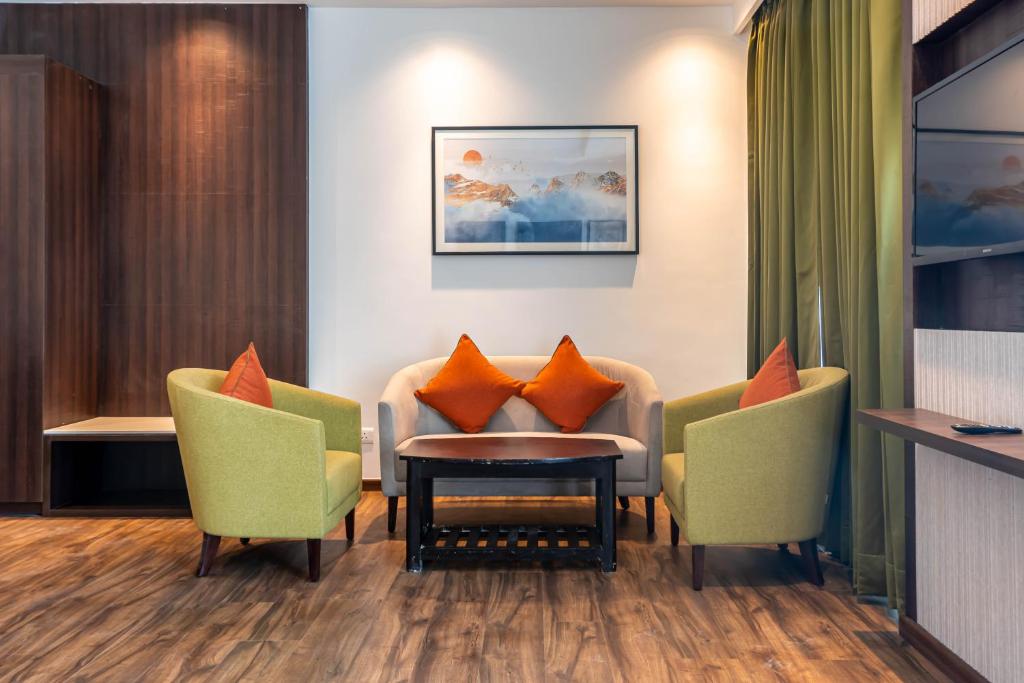 Deluxe room interior at Hotel Le ROI
