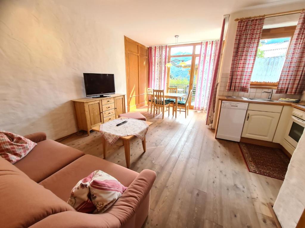 Apartments Juri & Hermann 2 - 4