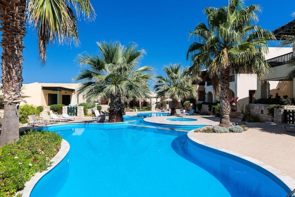 Sun & Blue Βeach Apartment, Panormos Rethymno