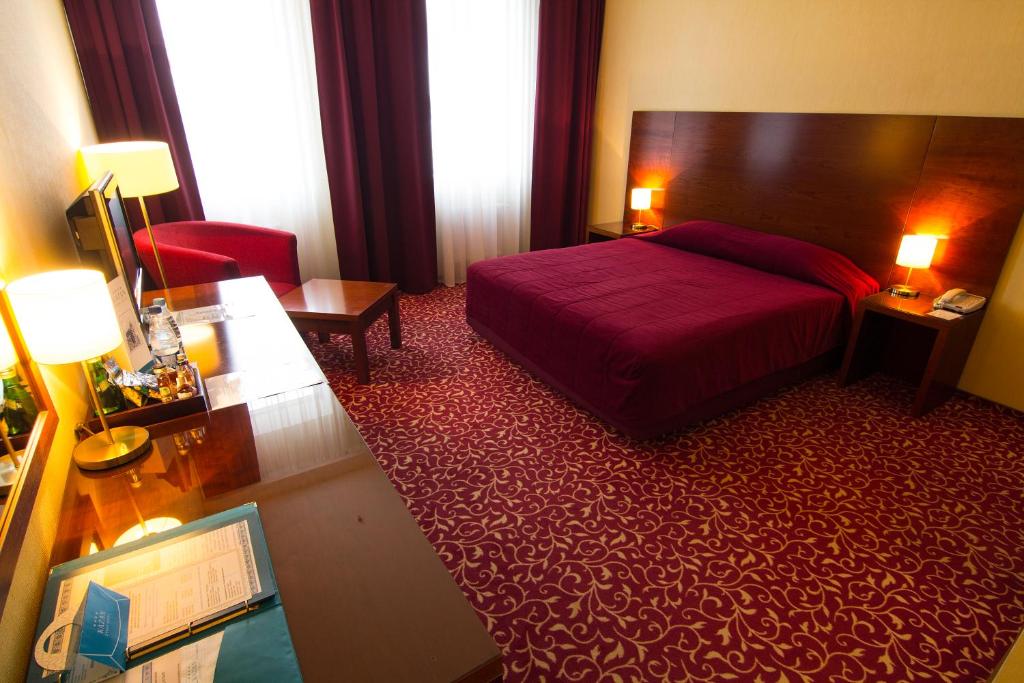 Туры в отель ГРАНД ОТЕЛЬ КАЗАНЬ 4* в Казани, Россия - цены, фото, отзывы