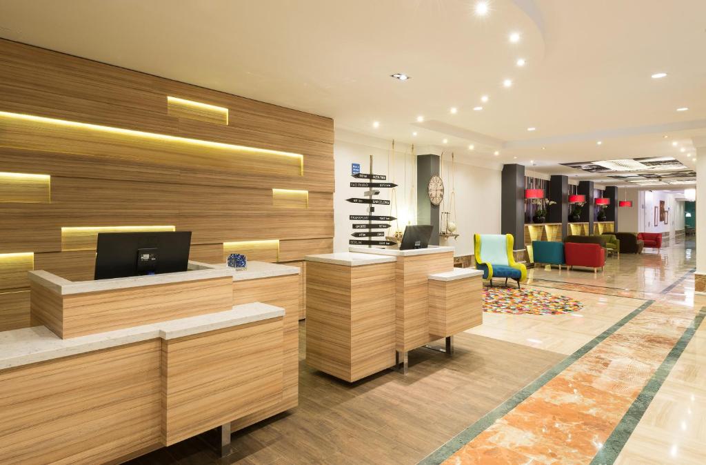 Hotel Madrid Leganés Affiliated by Meliá
