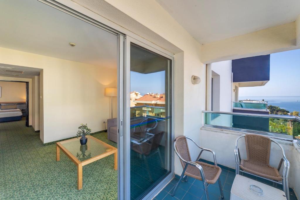 Marina Hotel Kusadasi photo