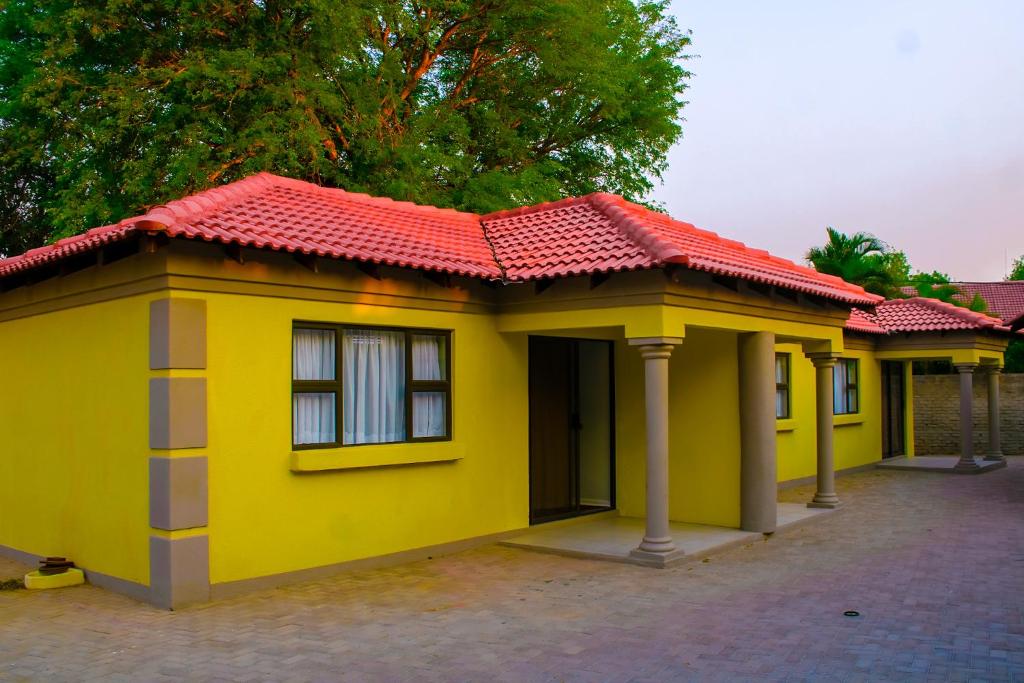 Maruleng Guest House — Hotel in Hoedspruit