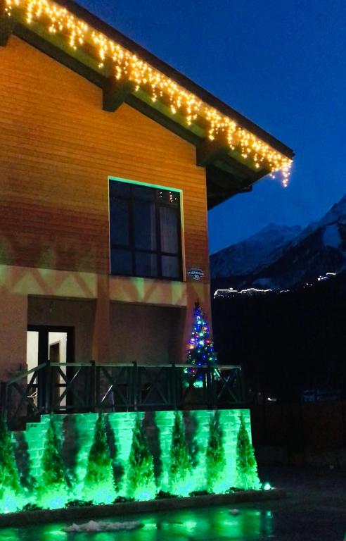 Margo Guesthouse — Hotel in Estosadok