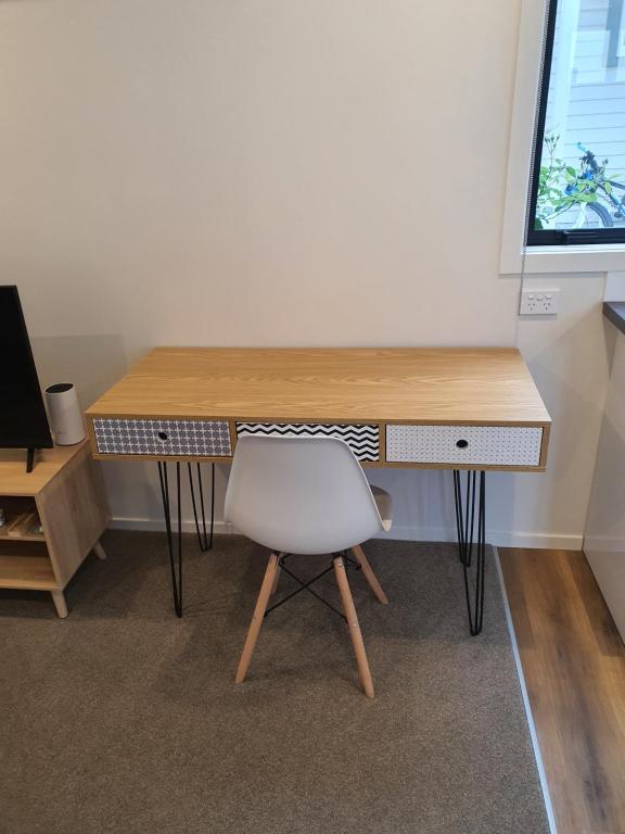 Modern 1 bedroom guest house photo
