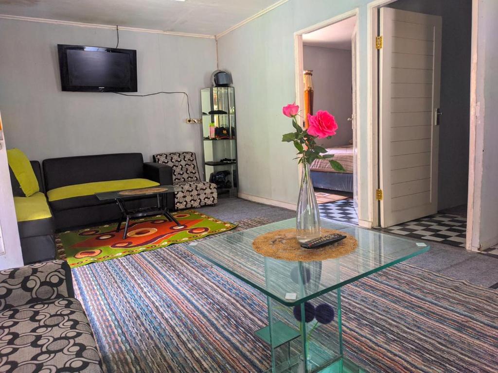 PinkHomestay Ciwidey — Hotel in Bandung