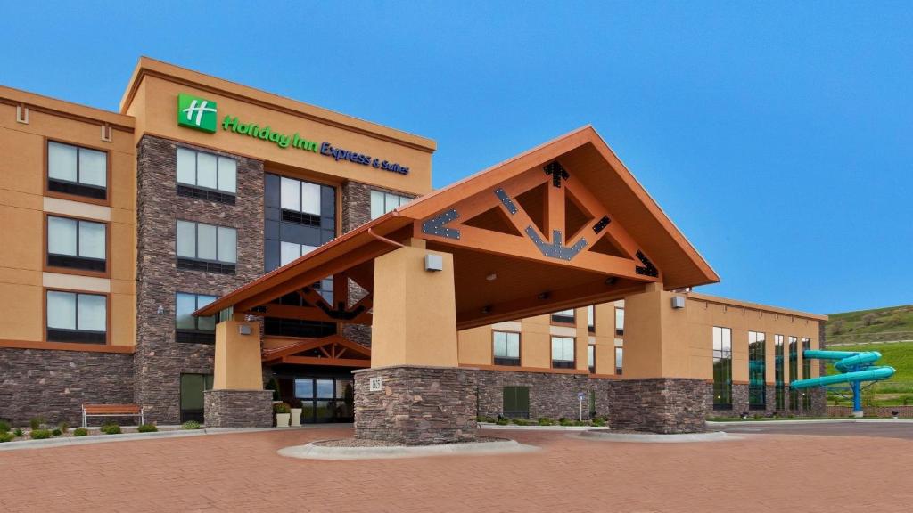 Holiday Inn Express and Suites Great Falls photo