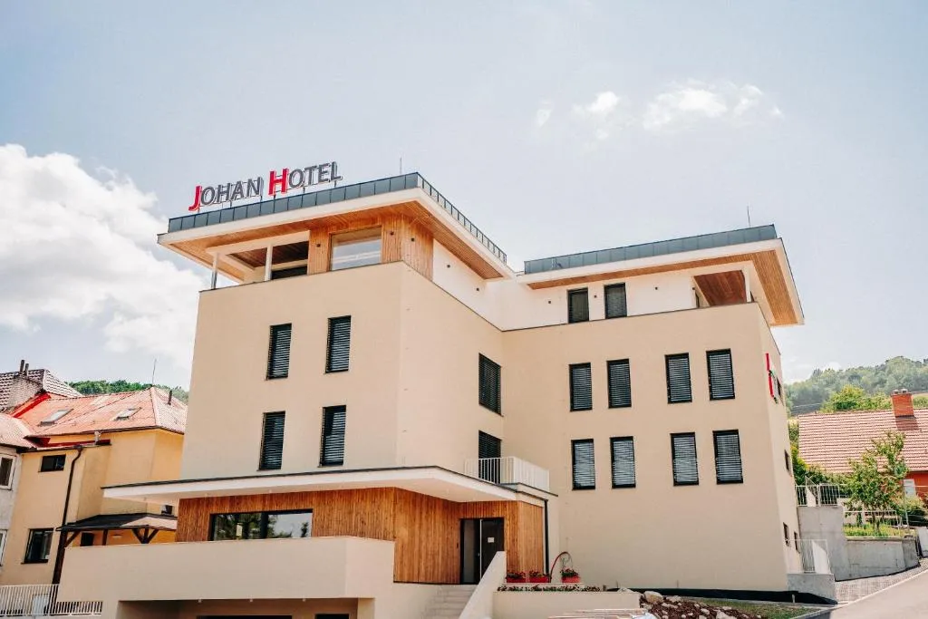 JOHAN HOTEL, hotel in Zlín