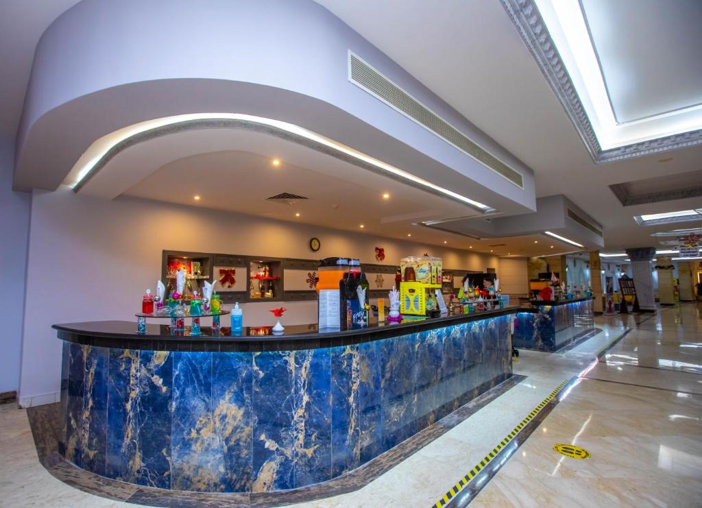 Titanic Beach - Families and Couples only — Hurghada, Red Sea