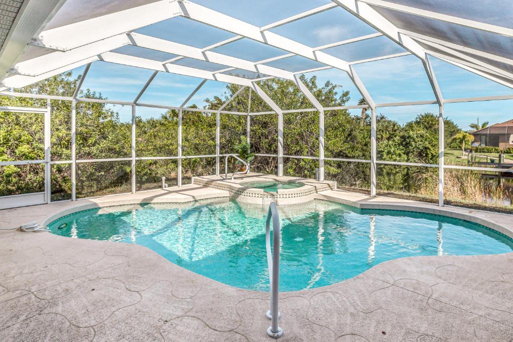 Dockside Paradise, Port Charlotte