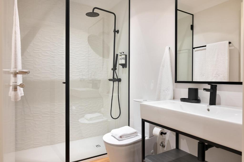 Santa Catarina Portrait Apartments, by Oporto Collection photo