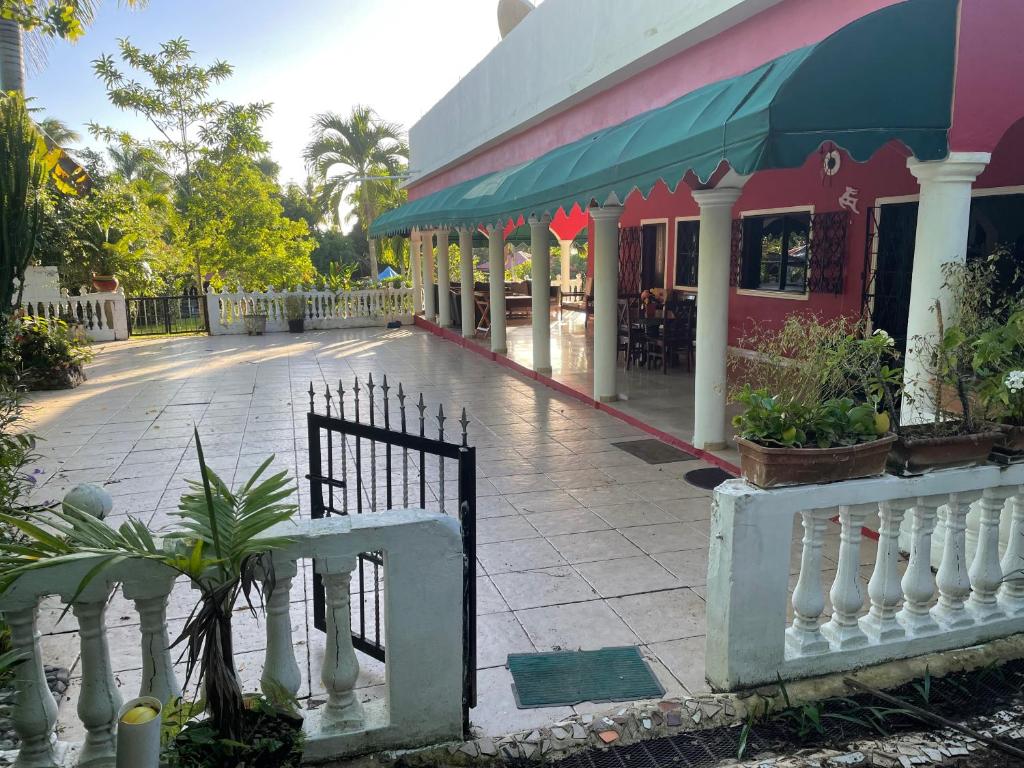 Facilities, Hacienda De La Bahia in Samana