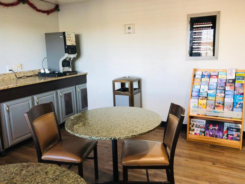 Motel 6 Tulsa, OK - Airport 館内設備