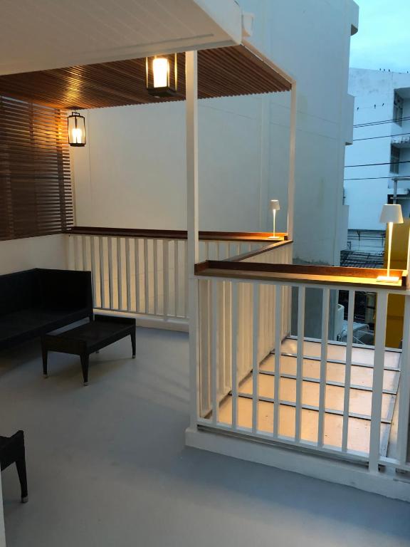 Yellow door Hua Hin photo